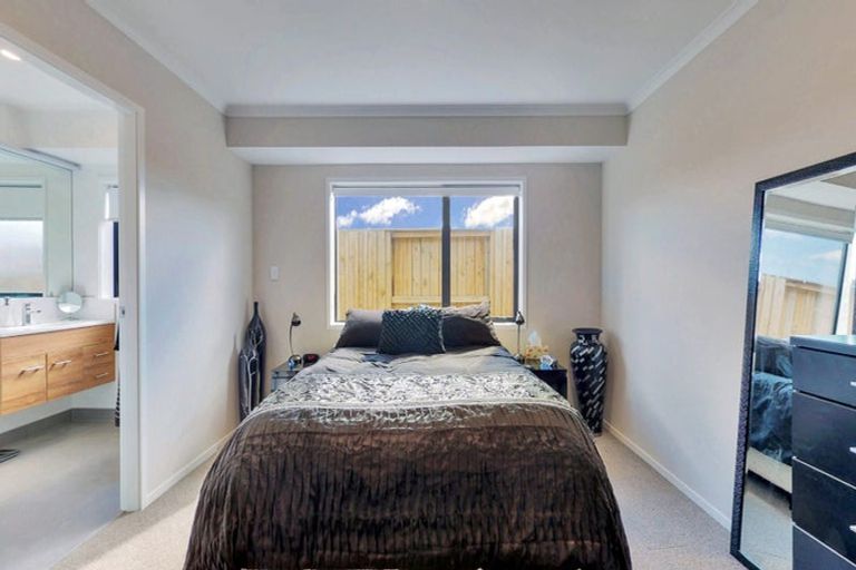 Photo of property in 5 Awataha Crescent, Pyes Pa, Tauranga, 3110