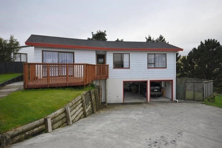 Photo of property in 52f1 Guadeloupe Crescent, Grenada Village, Wellington, 6037