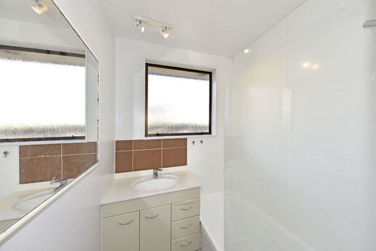 Photo of property in 40 Meadow Street, Papanui, Christchurch, 8052