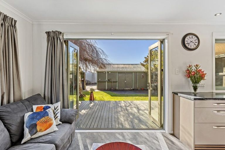 Photo of property in 2 Allard Street, Edgeware, Christchurch, 8013