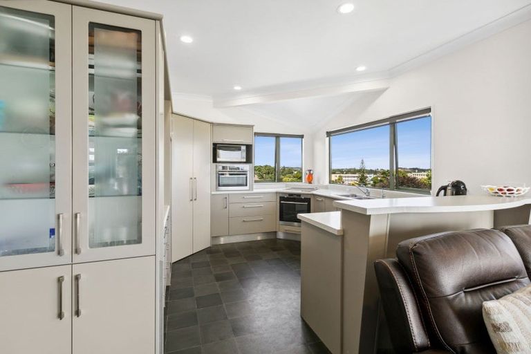 Photo of property in 16a Burns Street, Westown, New Plymouth, 4310