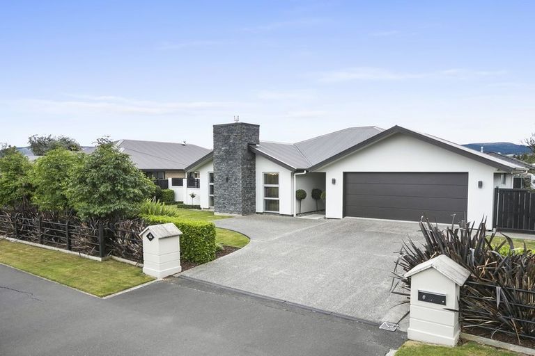 Photo of property in 6 Hagart-alexander Drive, Mosgiel, 9024