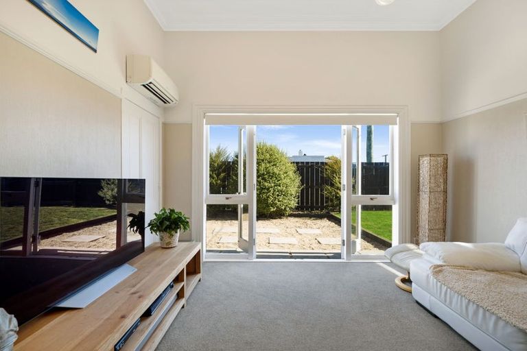 Photo of property in 65 Wharfe Street, South Hill, Oamaru, 9400