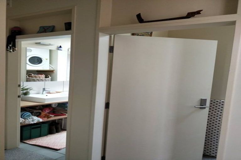 Photo of property in 7 Hanson Street, Mount Cook, Wellington, 6021