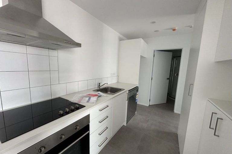 Photo of property in 106/28c Eileen Newey Place, Henderson, Auckland, 0612