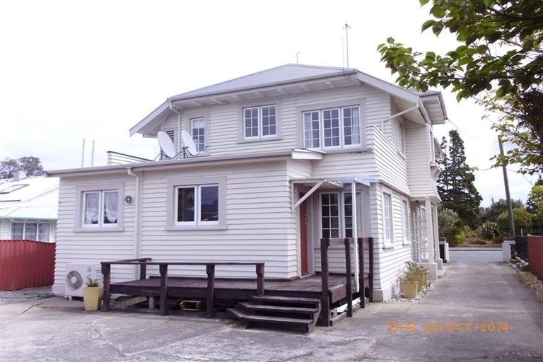 Photo of property in 61 Peel Street, Westport, 7825