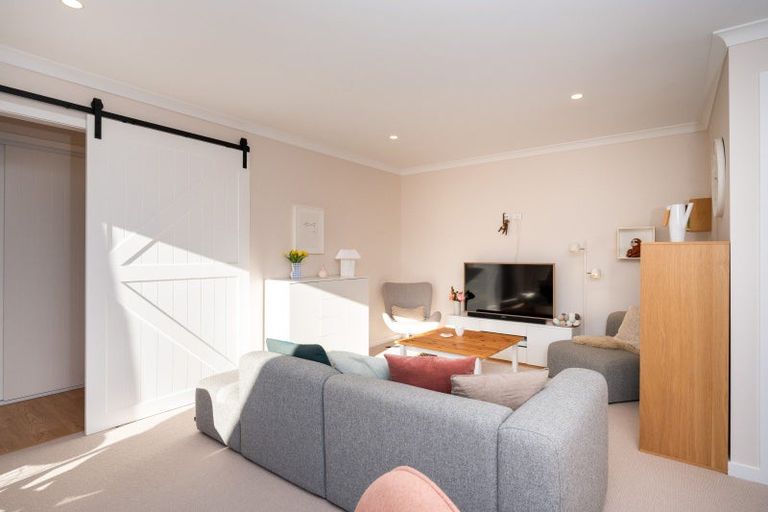 Photo of property in 25 Arihi Crescent, Frimley, Hastings, 4120