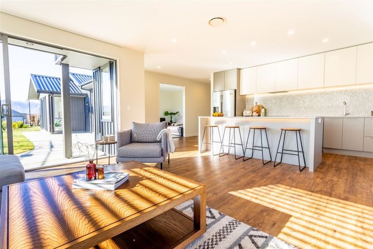 Photo of property in 49 Mount Linton Avenue, Wanaka, 9305