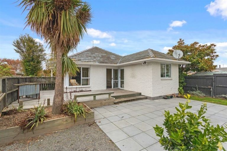 Photo of property in 46 Steadman Road, Broomfield, Christchurch, 8042