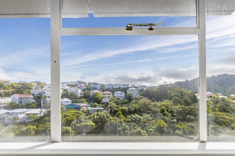 Photo of property in Terrace Tower Apartments, 8e/126 The Terrace, Wellington Central, Wellington, 6011