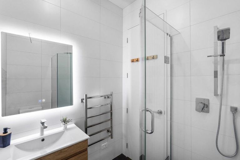 Photo of property in 3b Matakohe Road, Westgate, Auckland, 0814