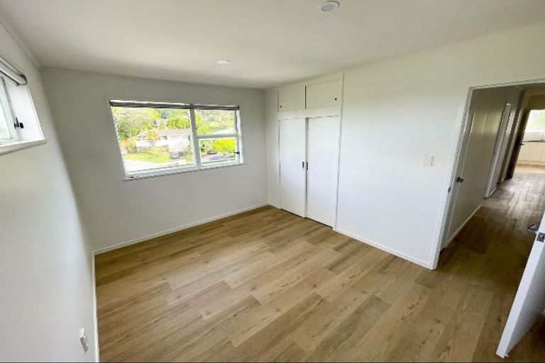 Photo of property in 17 Lemnos Place, Titirangi, Auckland, 0604