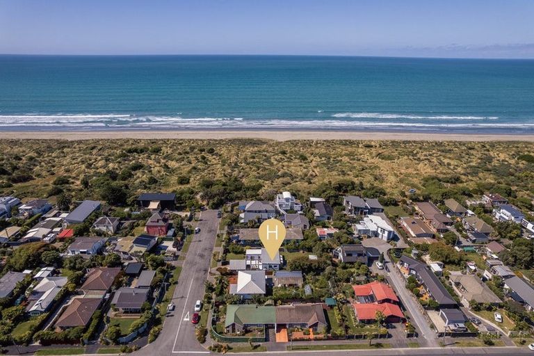 Photo of property in 12 Plover Street, Southshore, Christchurch, 8062