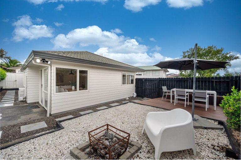 Photo of property in 54 Walworth Avenue, Pakuranga Heights, Auckland, 2010