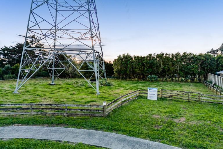 Photo of property in 36 Honeyfield Drive, Whalers Gate, New Plymouth, 4310