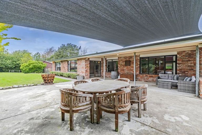 Photo of property in 1 Everett Street, Coalgate, 7673