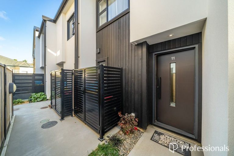 Photo of property in 11/489 Riverside Drive, Fairfield, Lower Hutt, 5011