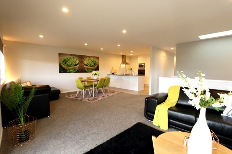 Photo of property in 3a Melia Place, Stanmore Bay, Whangaparaoa, 0932