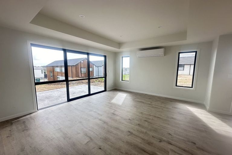 Photo of property in 12 Celeste Terrace, Peacocke, 3206