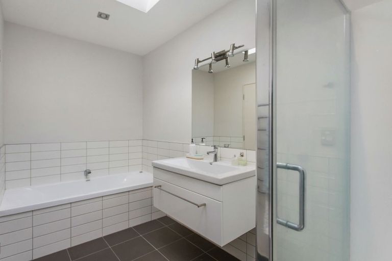 Photo of property in 53 Mersey Street, St Albans, Christchurch, 8014