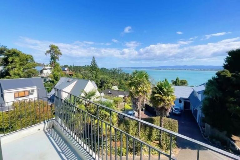 Photo of property in 16 Mayall Avenue, Beach Haven, Auckland, 0626
