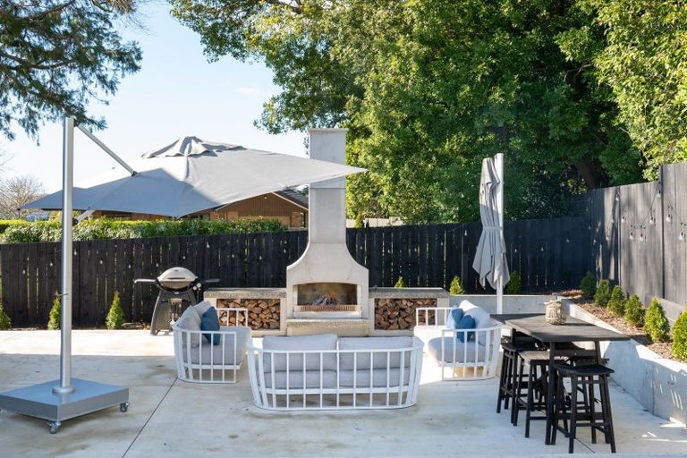 Photo of property in 2 Chestnut Court, Havelock North, 4130