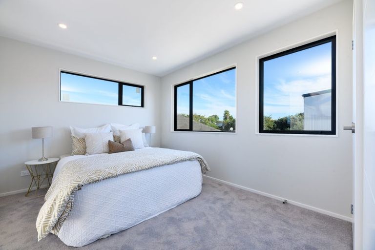 Photo of property in 14e Durham Street, Te Atatu Peninsula, Auckland, 0610