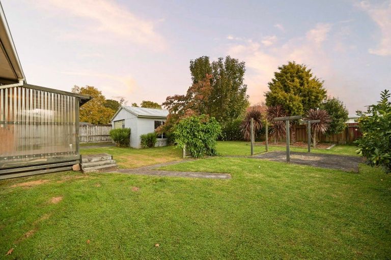 Photo of property in 102 Browning Street, Leamington, Cambridge, 3432
