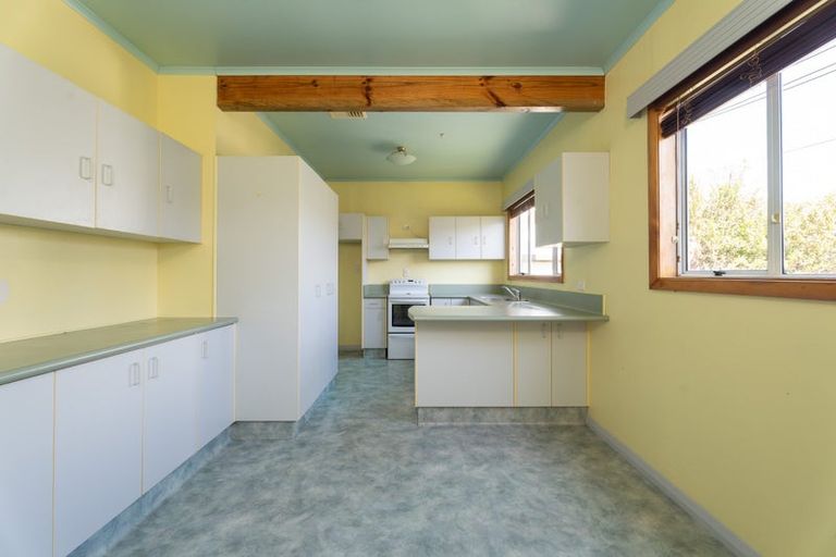 Photo of property in 8 Hindmarsh Street, Johnsonville, Wellington, 6037