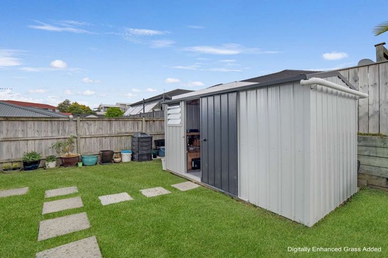 Photo of property in 3 Taikura Avenue, Red Beach, 0932