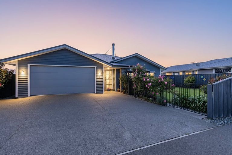 Photo of property in 44 El Alamein Avenue, Rangiora, 7400