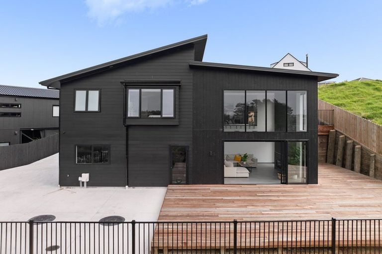 Photo of property in 11 Lily Way, Pyes Pa, Tauranga, 3112