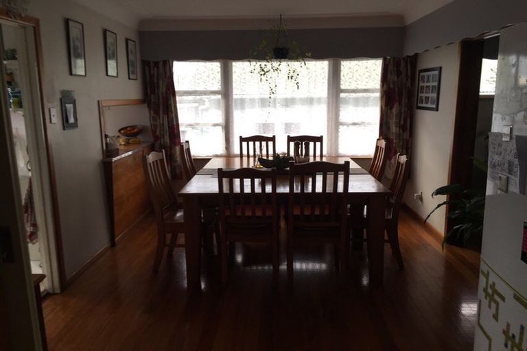 Photo of property in 3179 Great North Road, New Lynn, Auckland, 0600