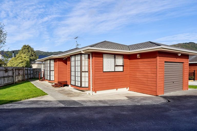Photo of property in 5/8 Hewer Crescent, Naenae, Lower Hutt, 5011