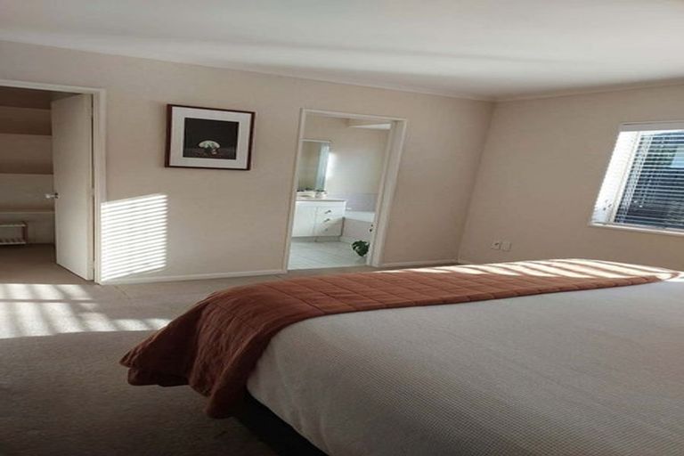 Photo of property in 2 Grevillea Place, Mount Maunganui, 3116