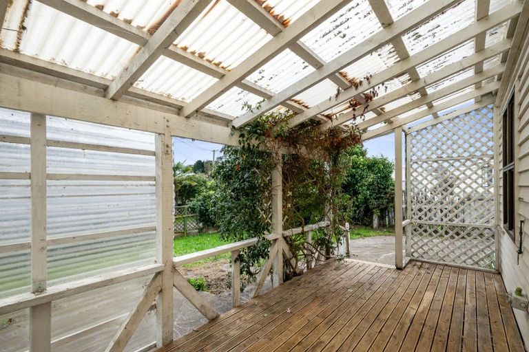 Photo of property in 24 Trafalgar Street, Levin, 5510