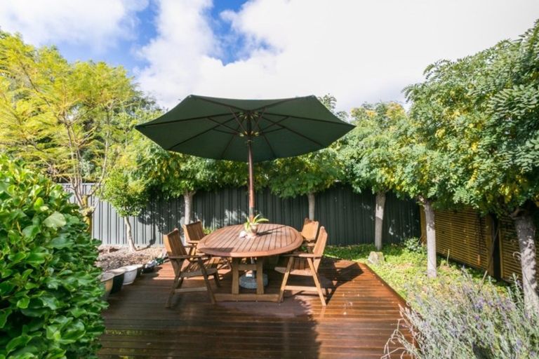 Photo of property in 5 Sebal Place, Havelock North, 4130