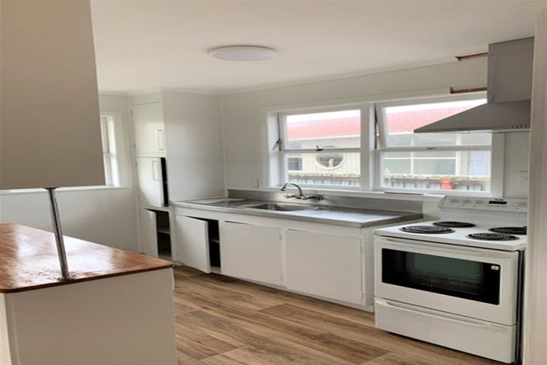 Photo of property in 8 Anthony Place, Pakuranga, Auckland, 2010