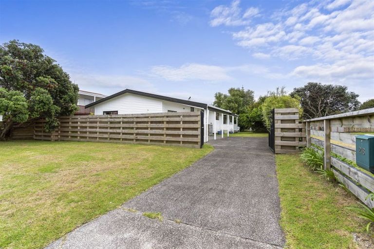 Photo of property in 218 Patuwai Drive, Whangamata, 3620