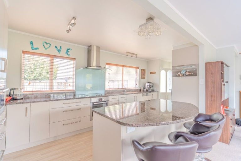 Photo of property in 20 Cromwell Drive, Fitzroy, Hamilton, 3206