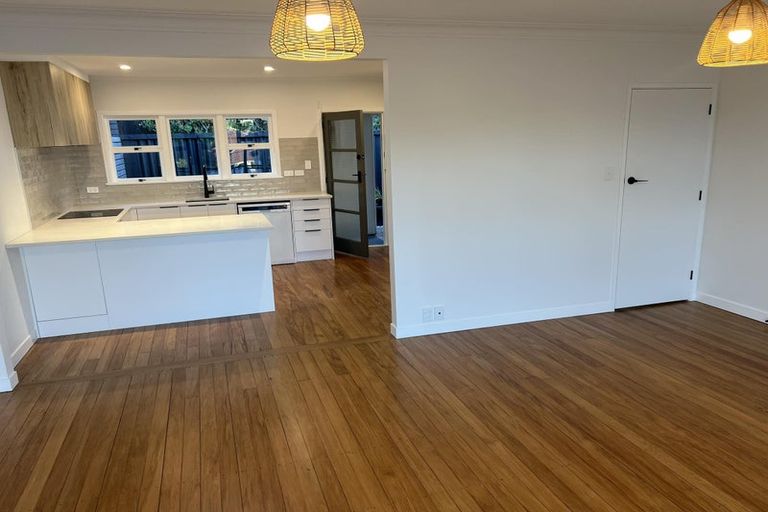Photo of property in 3/4 Birchfield Road, Hauraki, Auckland, 0622
