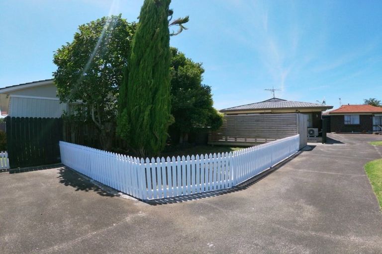 Photo of property in 3/14 King Edward Avenue, Papakura, 2110