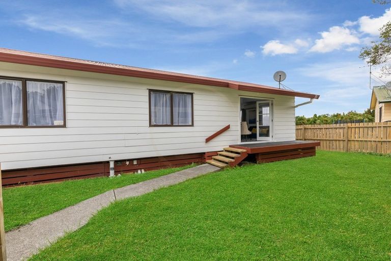 Photo of property in 2/5 Malaspina Place, Papatoetoe, Auckland, 2025