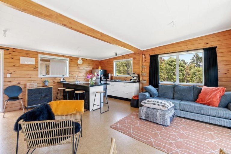 Photo of property in 11 Ash Grove Circle, Haruru, 0204