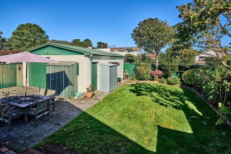 Photo of property in 160 Knights Road, Hutt Central, Lower Hutt, 5011