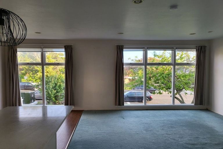 Photo of property in 11 Ellen Avenue, Hillcrest, Auckland, 0627