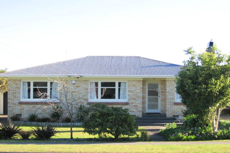 Photo of property in 42a Grove Road, Papakura, 2110