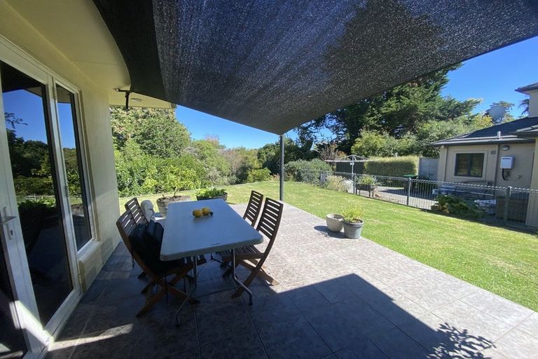 Photo of property in 14 Fulford Place, Havelock North, 4130