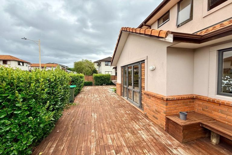 Photo of property in 46 Greenbough Lane, Greenhithe, Auckland, 0632