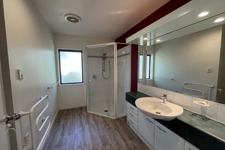 Photo of property in 3 Larkin Place, Somerville, Auckland, 2014